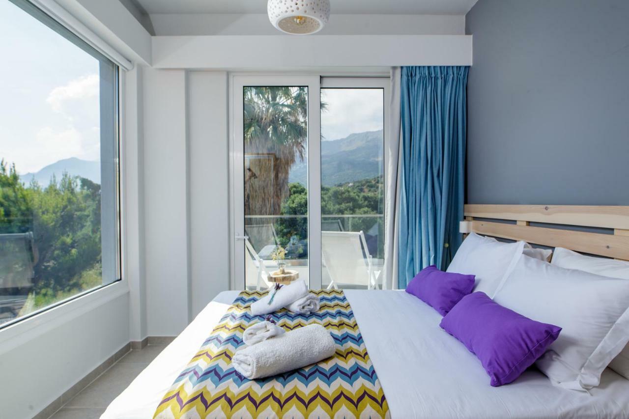 Holiday home Irida By The Pool *